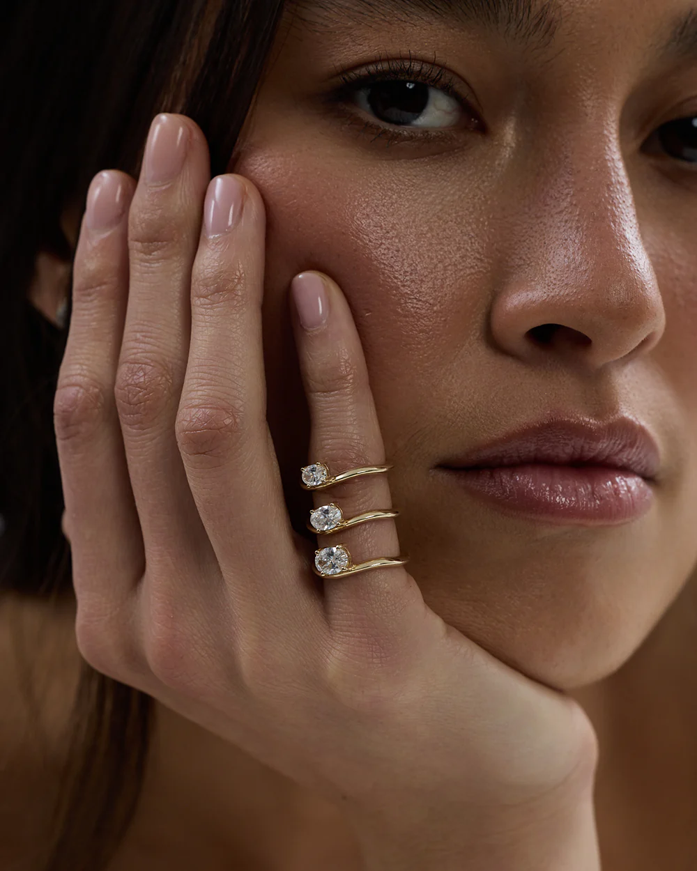 Astra Oval Pinky Ring - Image 3